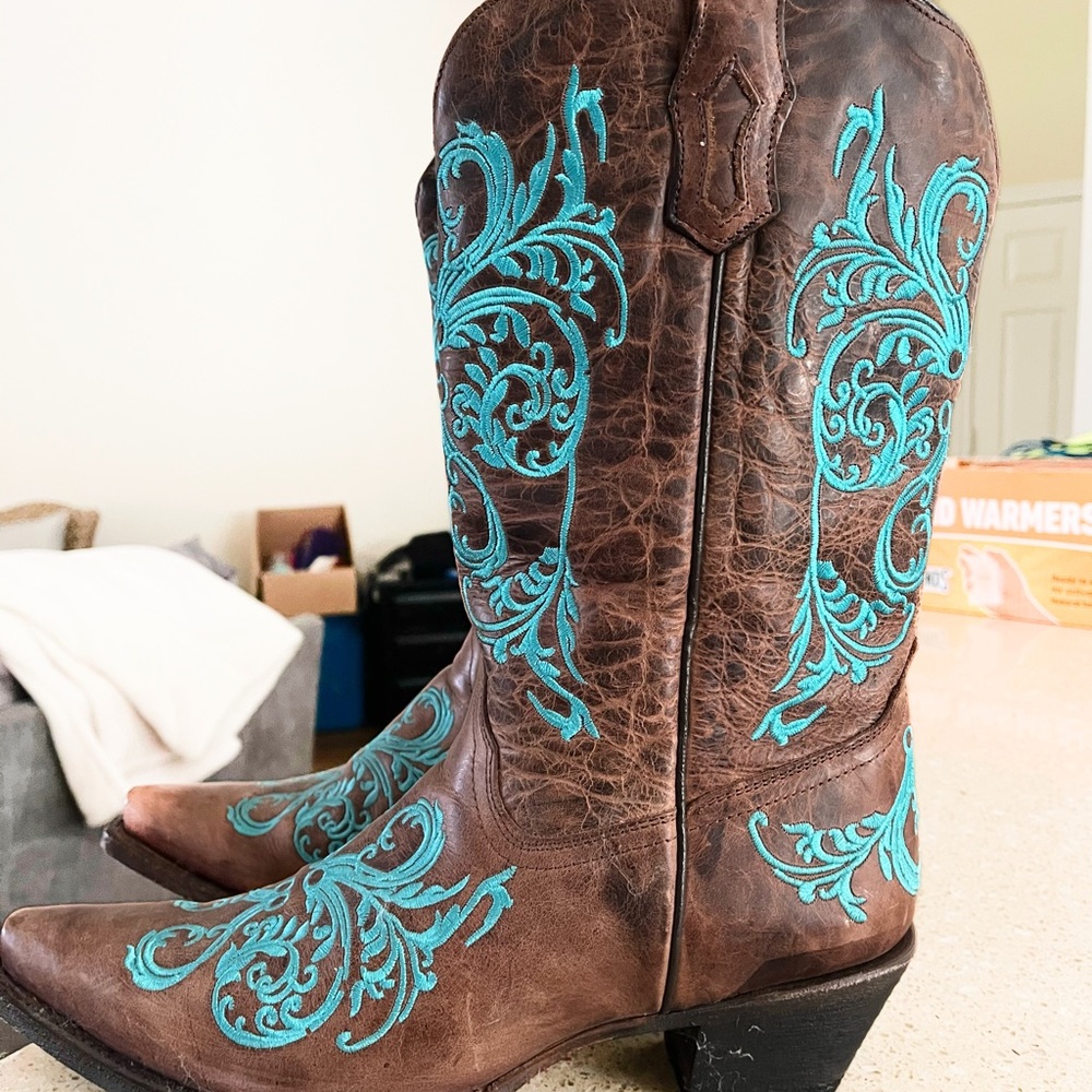 Women’s Corral Western Boots. Size 11 M.